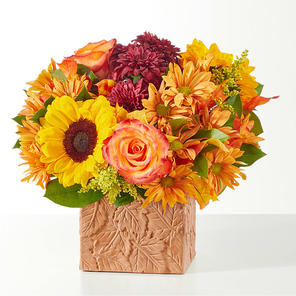 The Outdoors Bouquet – Bloomtopia, New Bedford MA