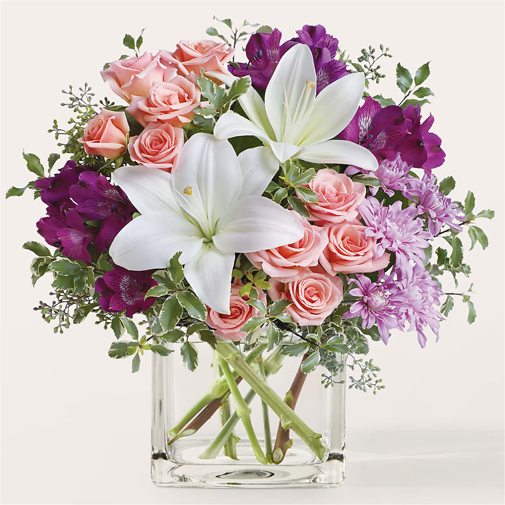 Mani Pedi Bouquet – Bloomtopia, New Bedford MA
