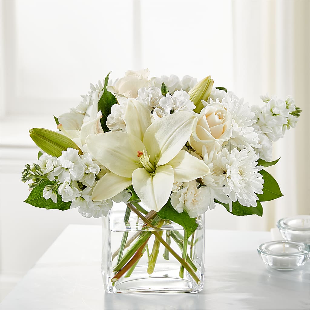 Gentle Breeze Bouquet – Bloomtopia, New Bedford MA