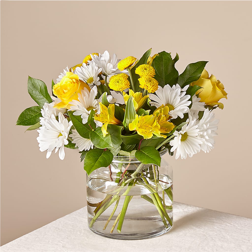 Sunny Sentiments Bouquet – Bloomtopia, New Bedford MA