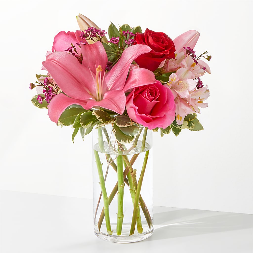 Lucky in Love Bouquet – Bloomtopia, New Bedford MA