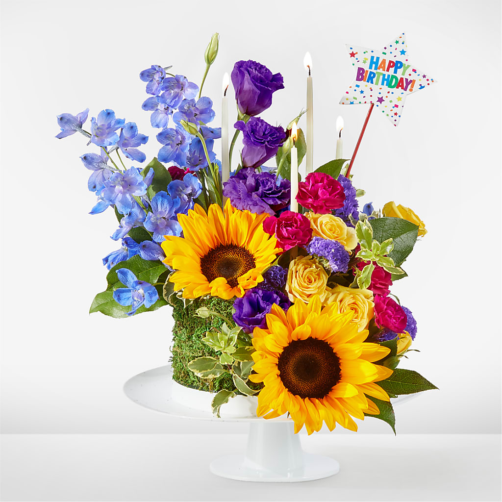 Star of the Day Floral Cake – Bloomtopia, New Bedford MA
