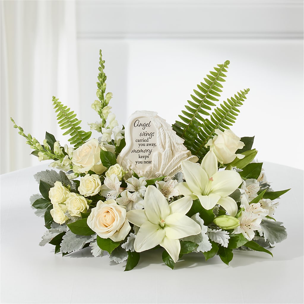 Holding You Close Arrangement –  Bloomtopia, New Bedford MA