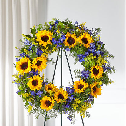 Bright Rays Wreath –  Bloomtopia, New Bedford MA
