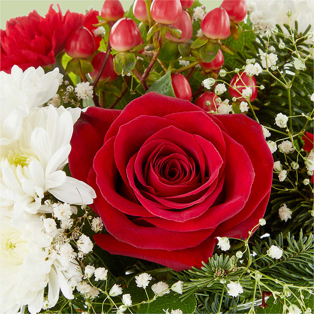 Chance of Flurries Bouquet –  Bloomtopia, New Bedford MA