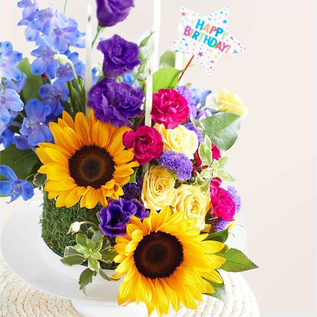 Star of the Day Floral Cake –  Bloomtopia, New Bedford MA